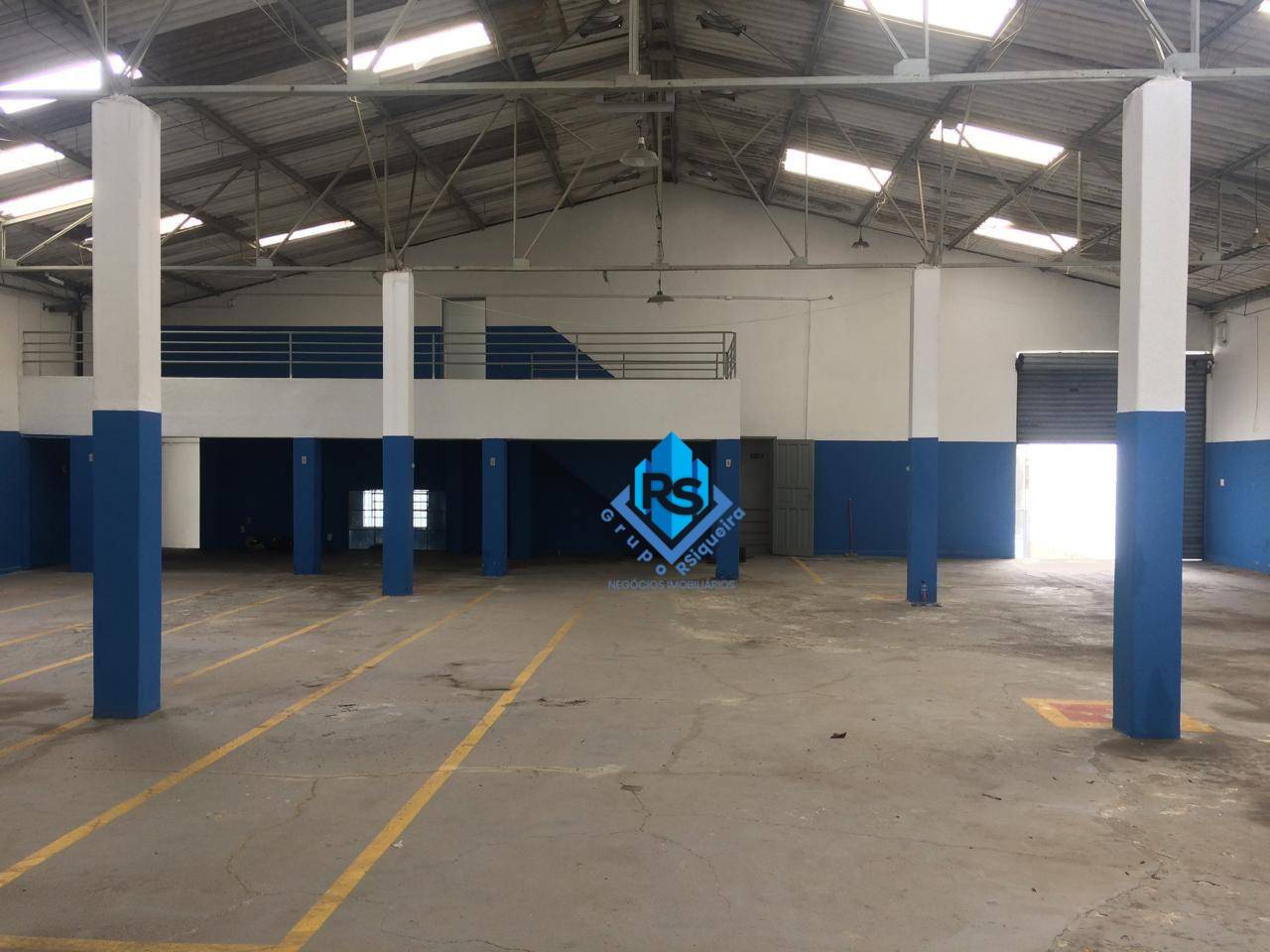 Depósito-Galpão, 735 m² - Foto 1