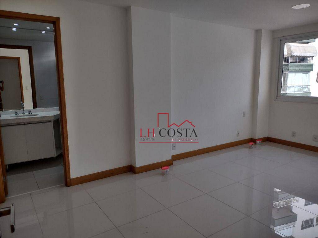 Apartamento à venda com 4 quartos, 250m² - Foto 27