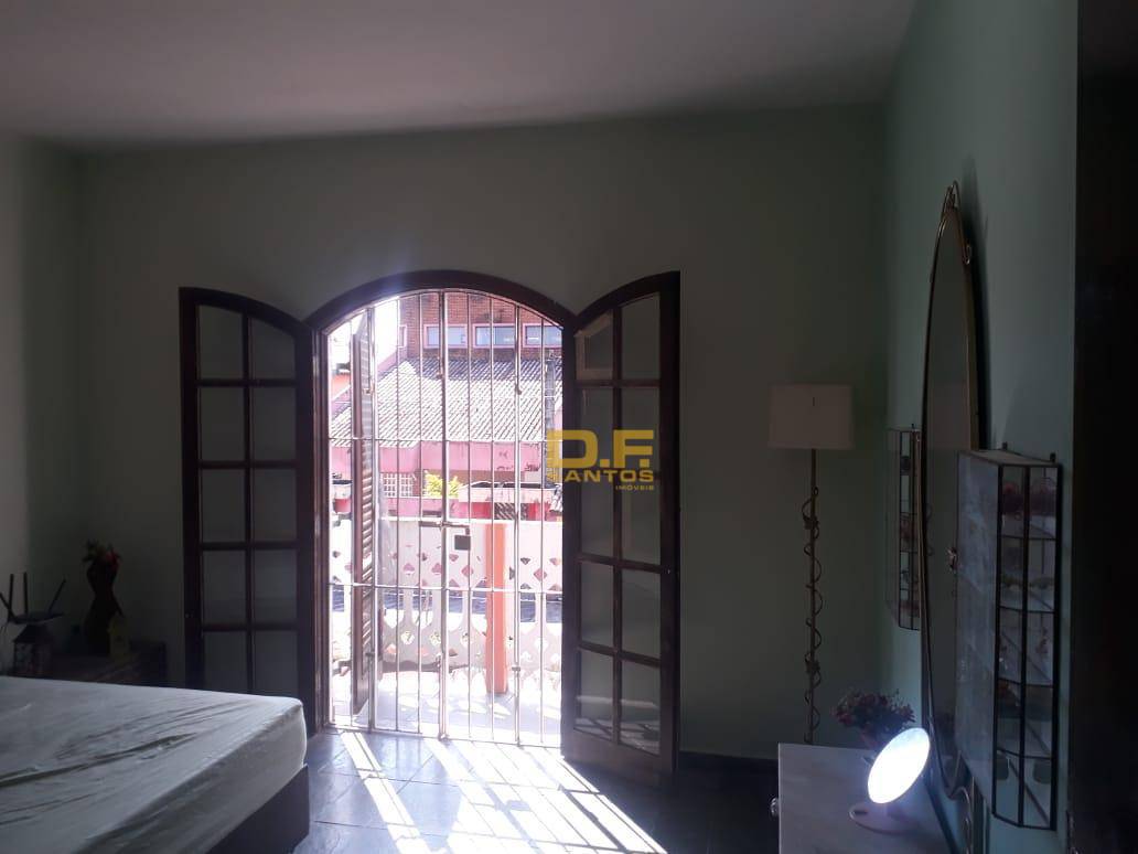 Casa à venda com 4 quartos, 200m² - Foto 9