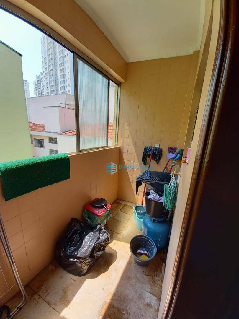 Apartamento à venda com 2 quartos, 64m² - Foto 6