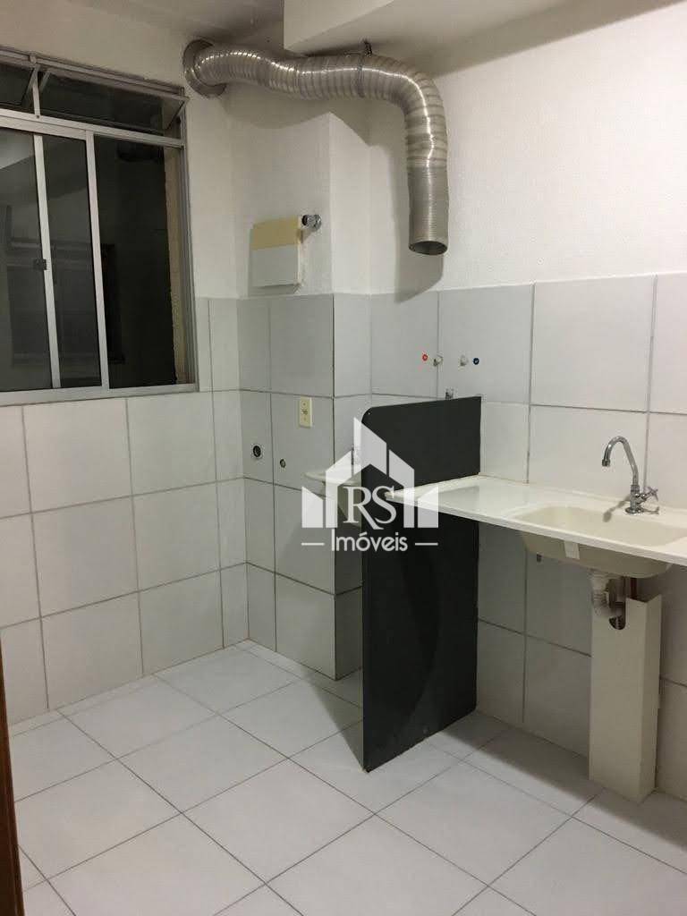 Apartamento à venda com 2 quartos, 47m² - Foto 3