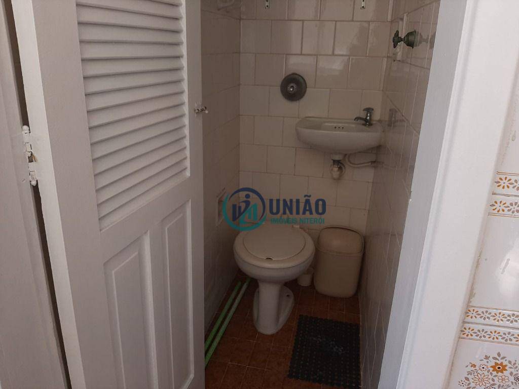 Apartamento à venda com 2 quartos, 77m² - Foto 18