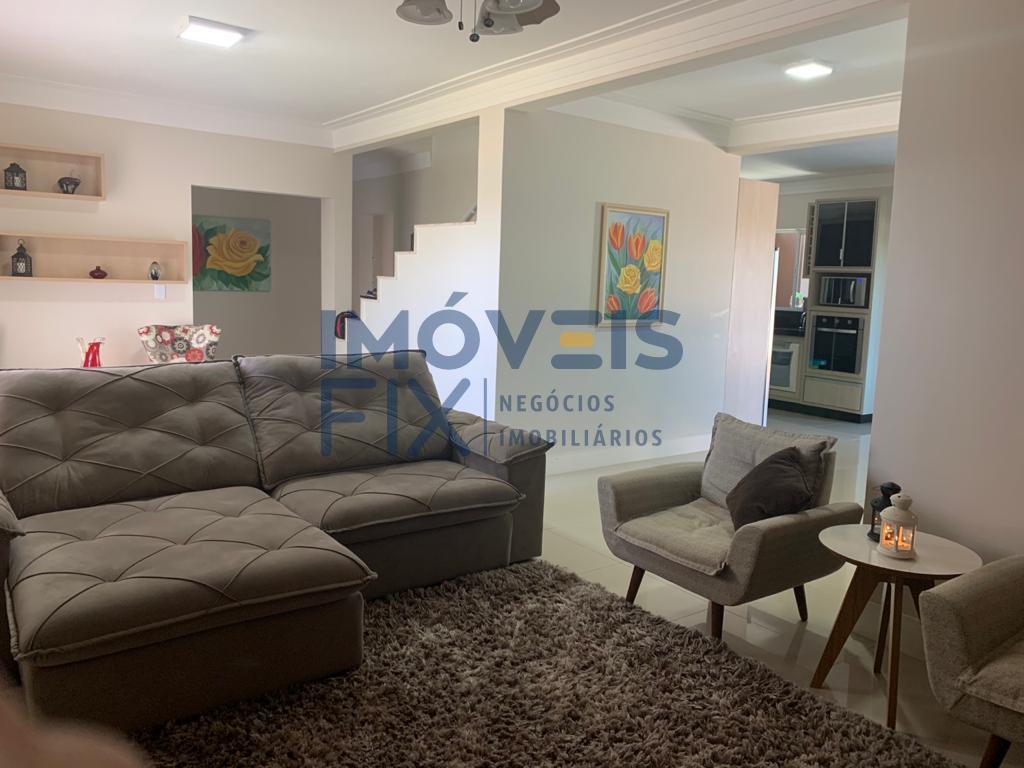 Casa de Condomínio à venda com 4 quartos, 482m² - Foto 3