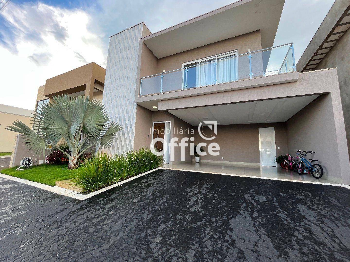 Sobrado à venda com 4 quartos, 336m² - Foto 2