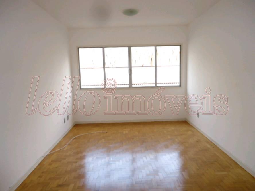 Apartamento para alugar com 2 quartos, 75m² - Foto 1