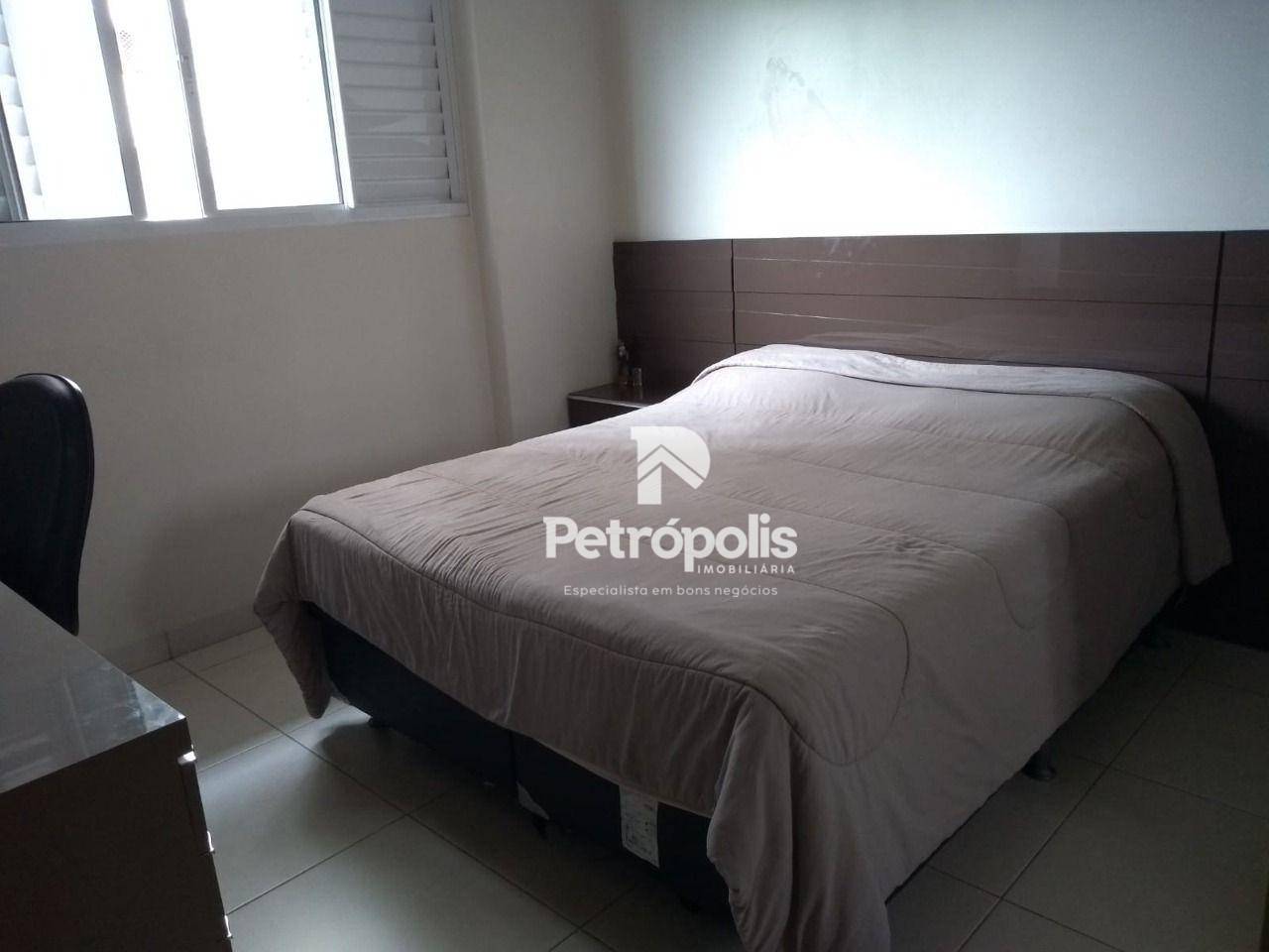 Apartamento à venda com 3 quartos, 87m² - Foto 15