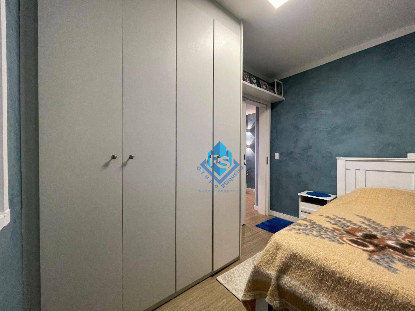 Apartamento à venda com 2 quartos, 70m² - Foto 32