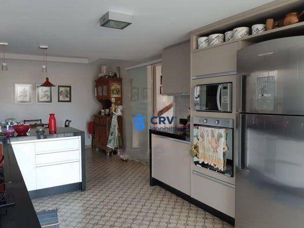 Casa à venda com 5 quartos, 375m² - Foto 8