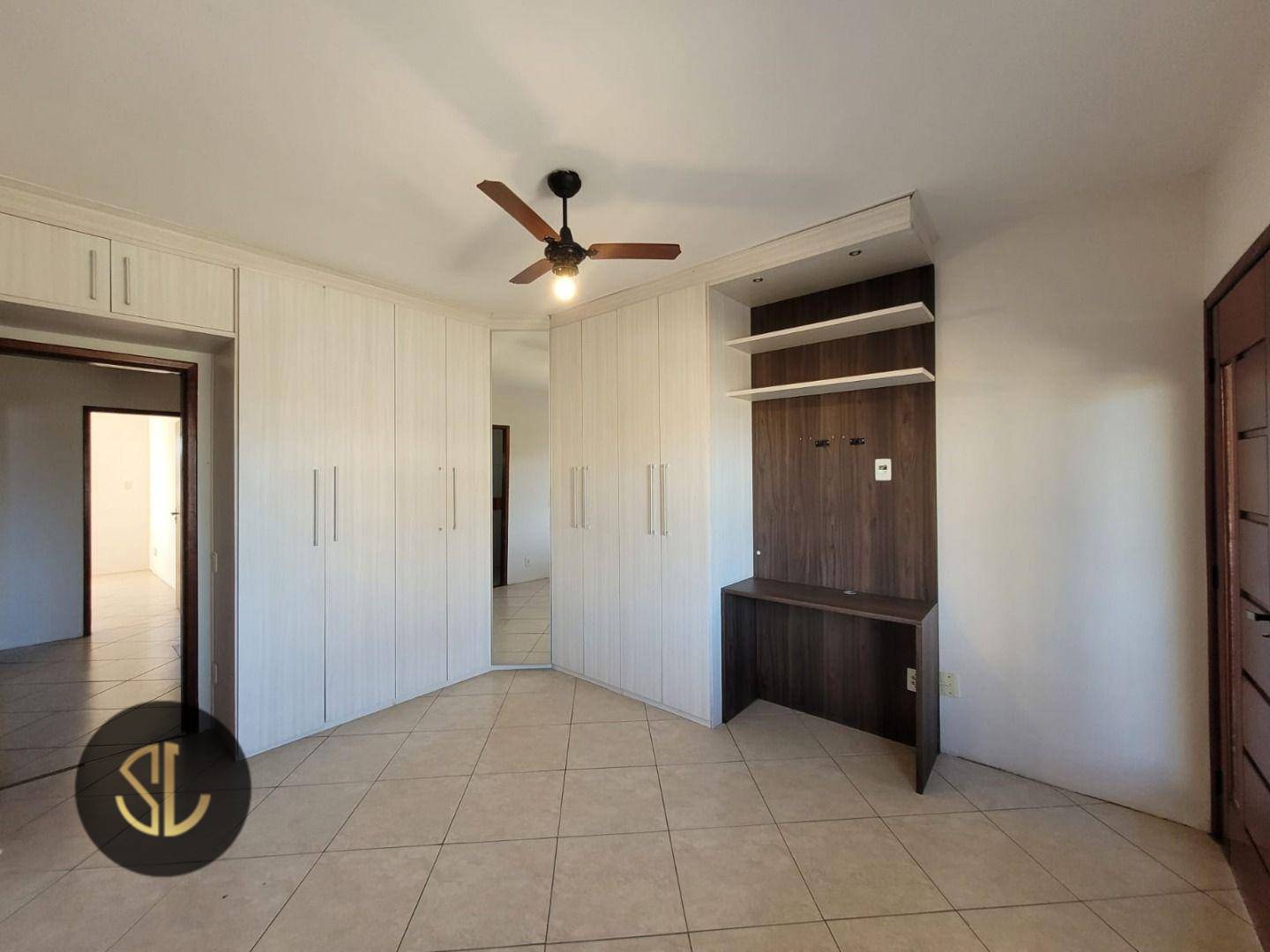 Casa à venda com 3 quartos, 180m² - Foto 29