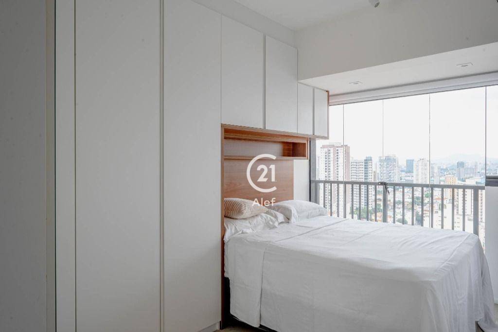 Apartamento à venda com 2 quartos, 70m² - Foto 15