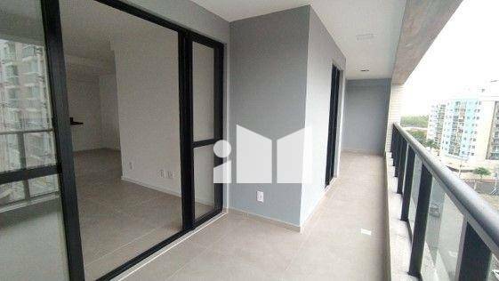 Apartamento à venda com 3 quartos, 76m² - Foto 19