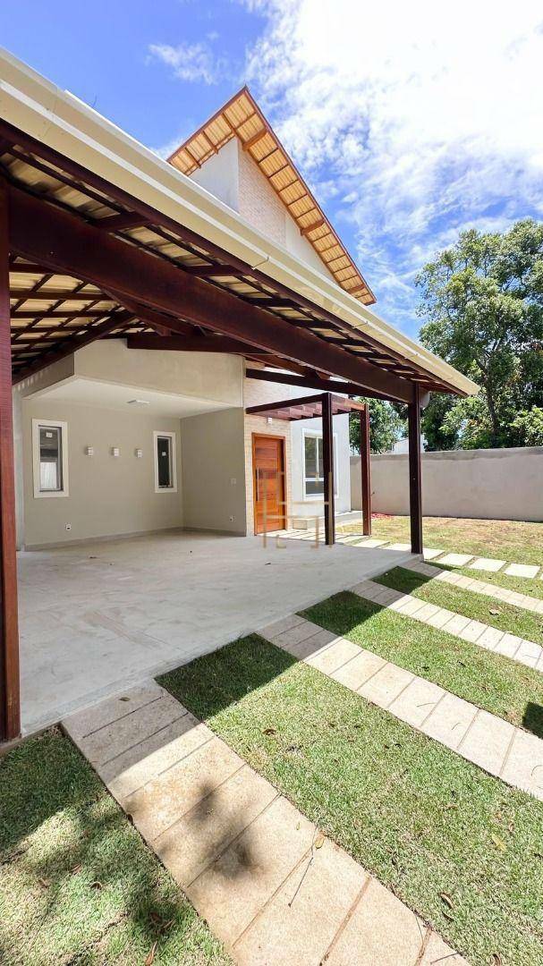 Casa à venda com 3 quartos, 198m² - Foto 2