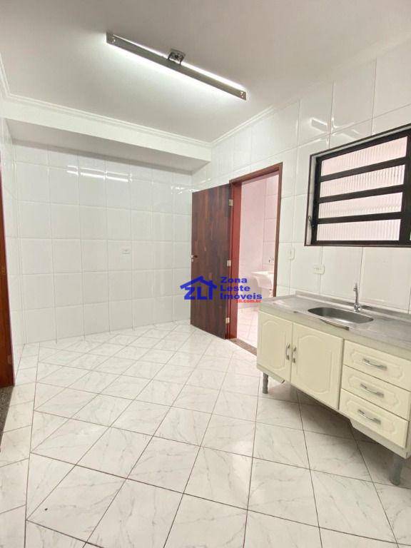 Sobrado para alugar com 2 quartos, 99m² - Foto 3