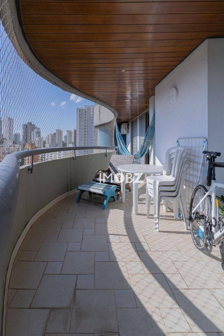 Apartamento à venda com 3 quartos, 160m² - Foto 52