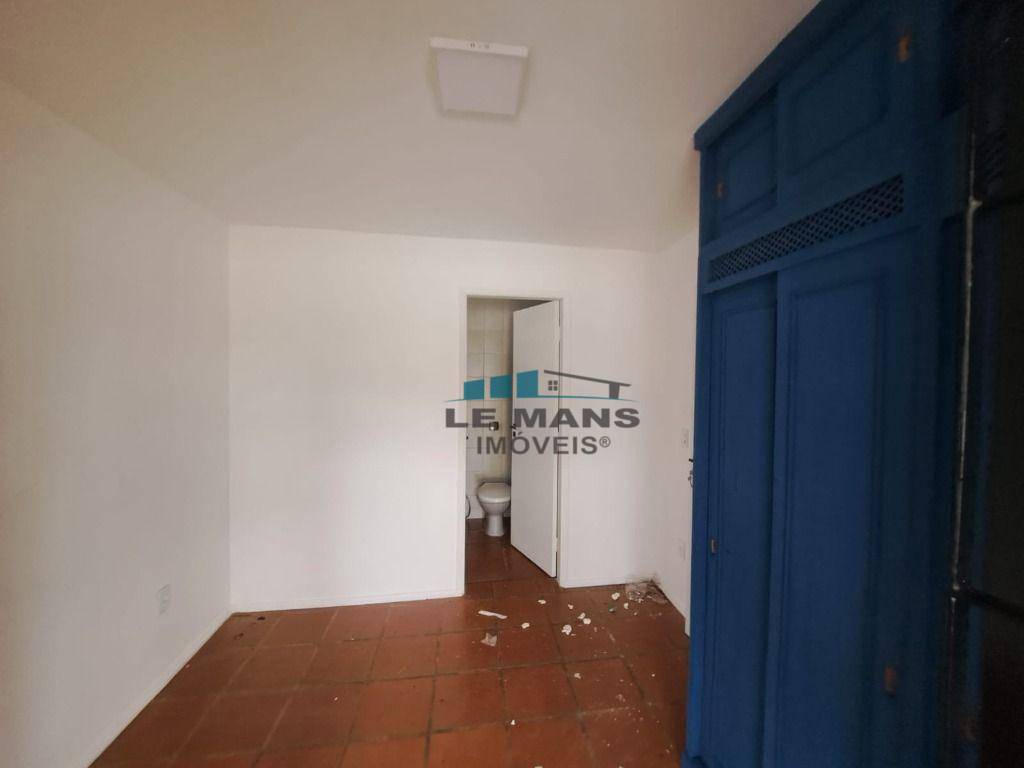 Casa à venda e aluguel com 3 quartos, 267m² - Foto 22