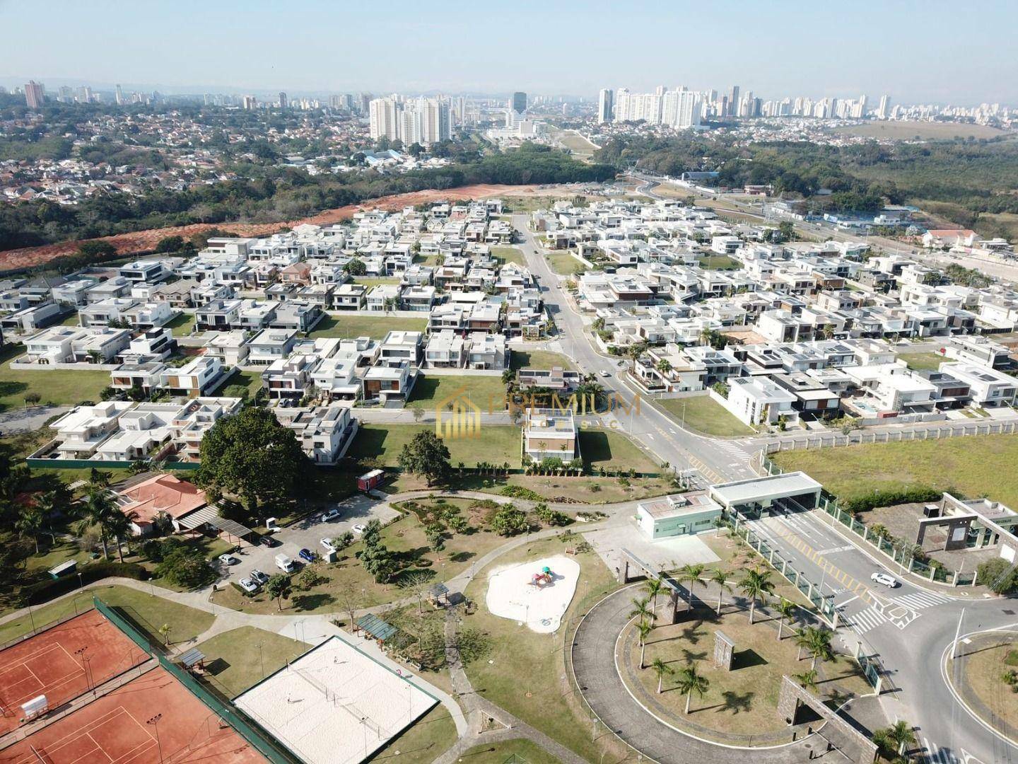 Sobrado à venda com 4 quartos, 415m² - Foto 79