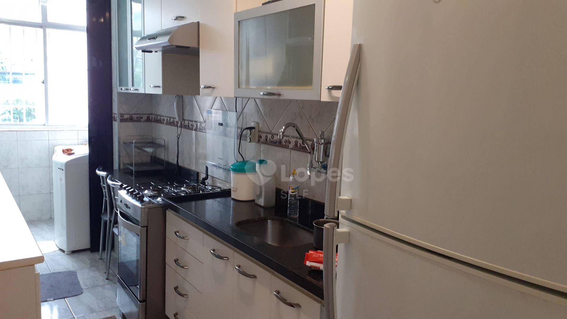 Apartamento à venda com 2 quartos, 75m² - Foto 5