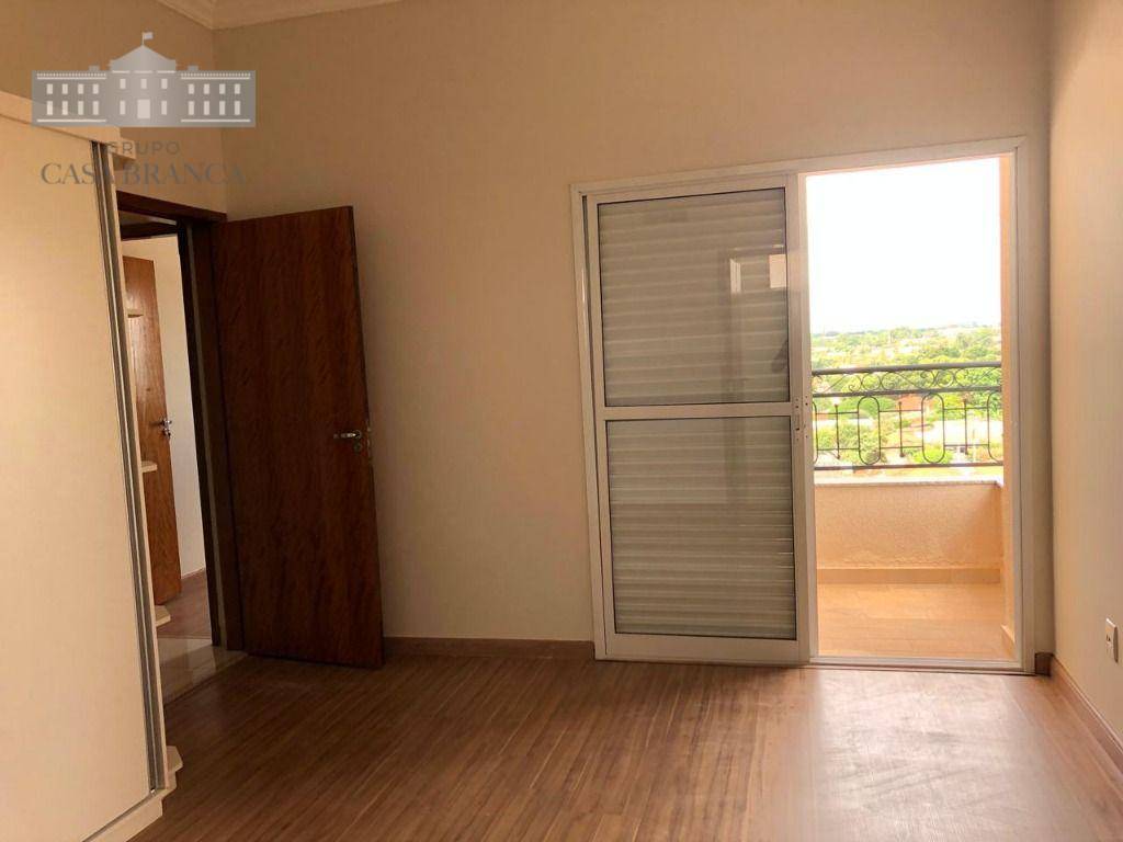 Apartamento para alugar com 3 quartos, 105m² - Foto 8