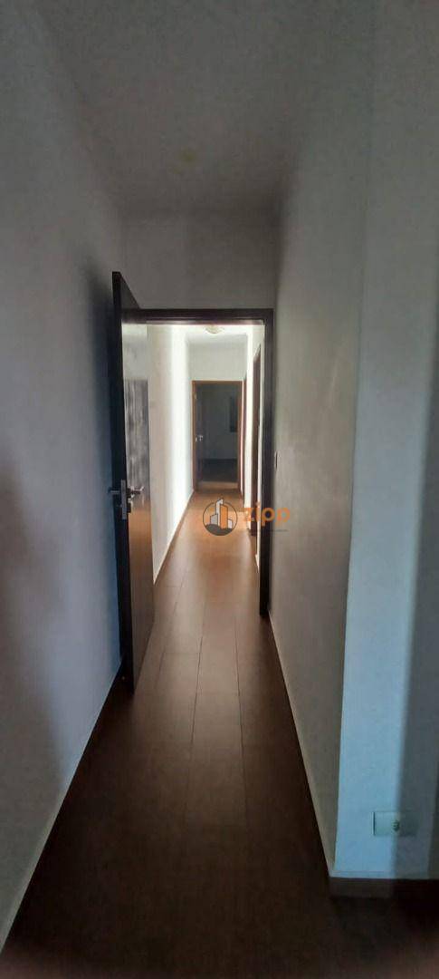 Sobrado à venda com 3 quartos, 580m² - Foto 32