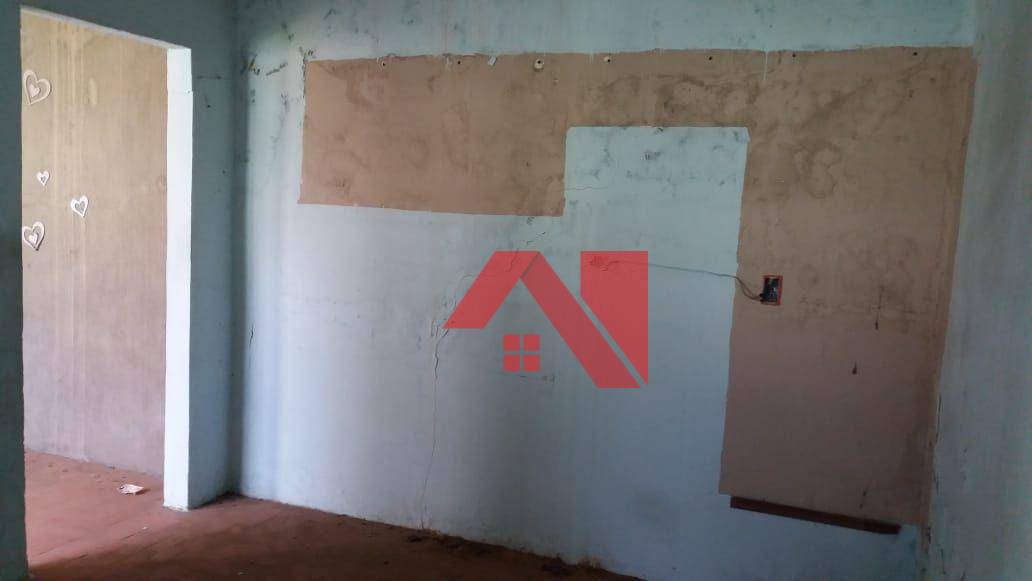 Casa à venda com 3 quartos, 180m² - Foto 8