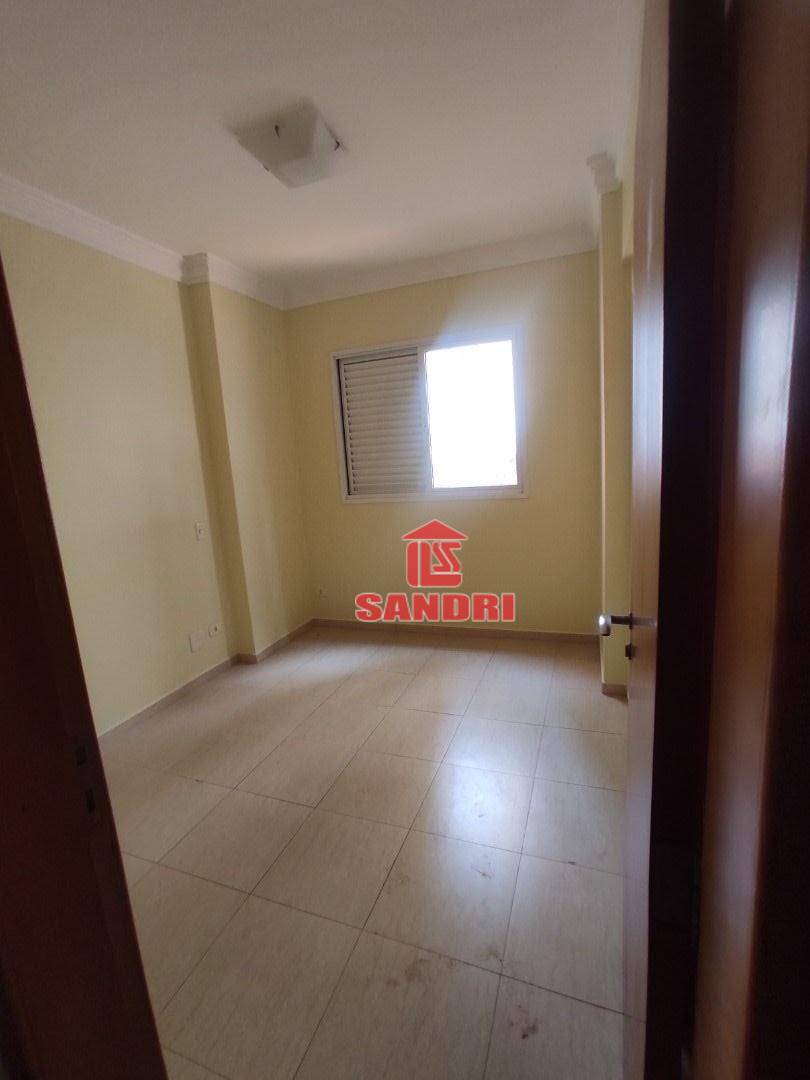 Apartamento à venda com 2 quartos, 70m² - Foto 12