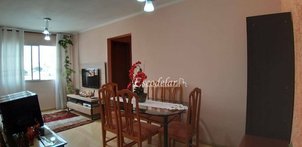 Apartamento à venda com 2 quartos, 62m² - Foto 2