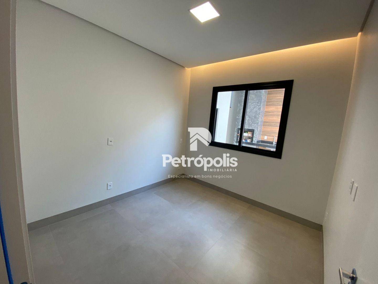 Casa à venda com 3 quartos, 168m² - Foto 15