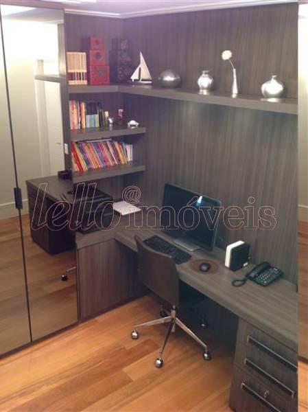 Apartamento à venda com 3 quartos, 200m² - Foto 9