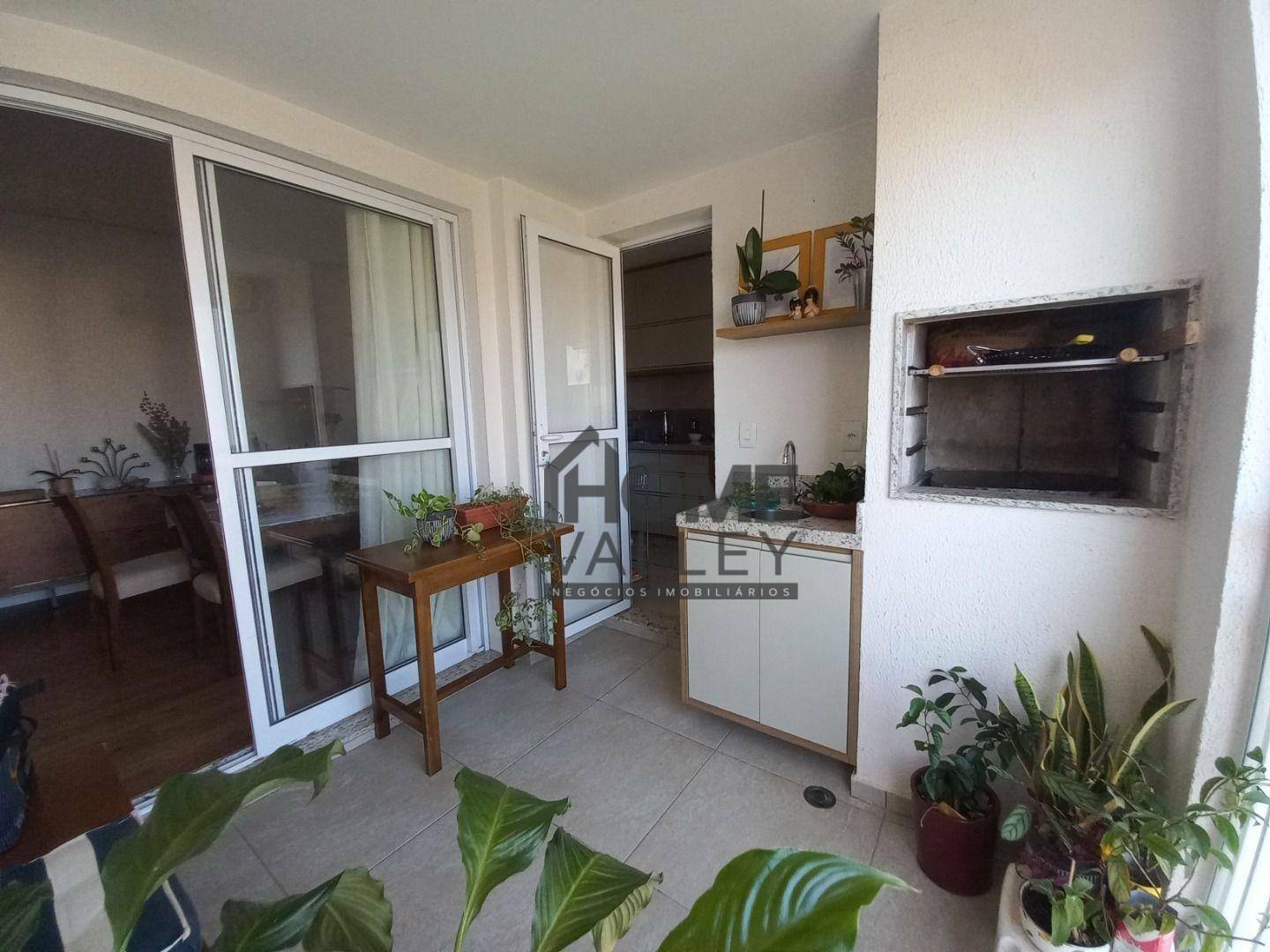 Apartamento à venda com 3 quartos, 76m² - Foto 4