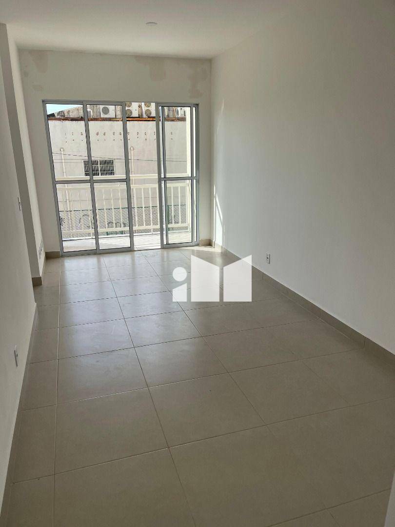 Apartamento à venda com 2 quartos, 50m² - Foto 2