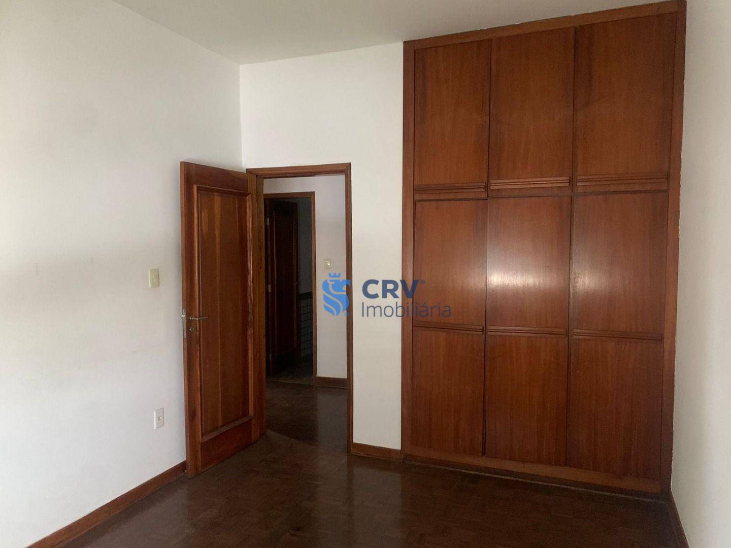 Apartamento para alugar com 3 quartos, 199m² - Foto 12