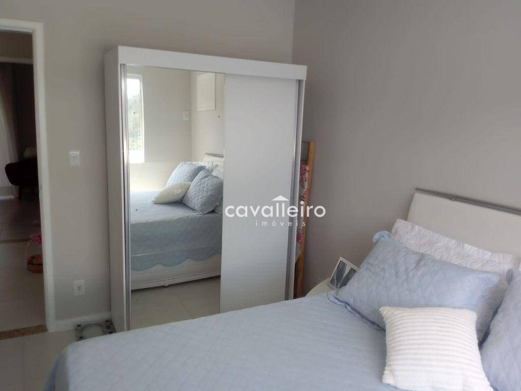 Casa de Condomínio à venda com 4 quartos, 180m² - Foto 13