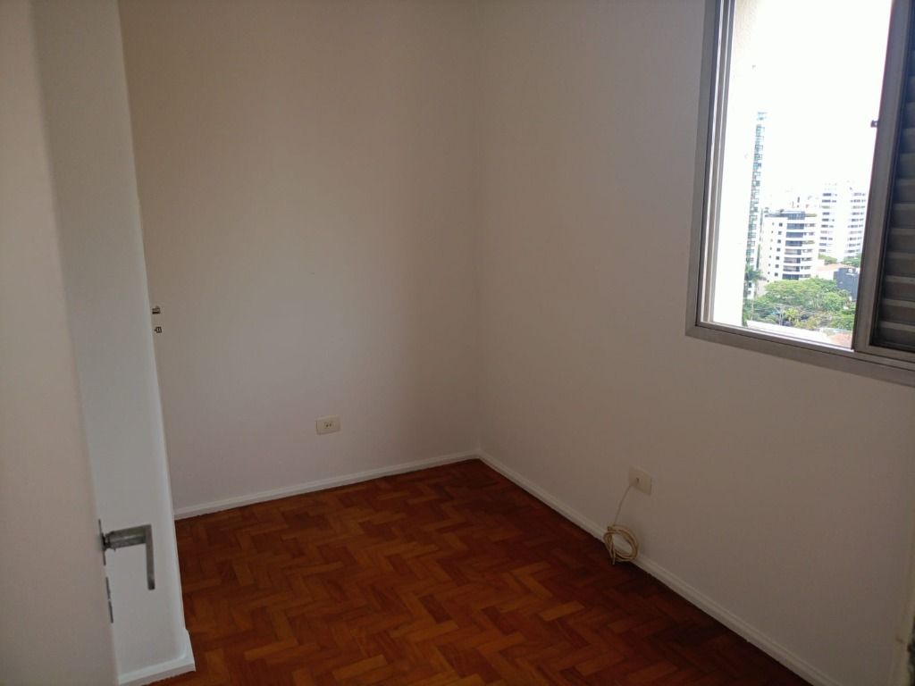 Apartamento para alugar com 3 quartos, 85m² - Foto 22