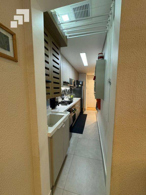 Apartamento à venda com 2 quartos, 65m² - Foto 18