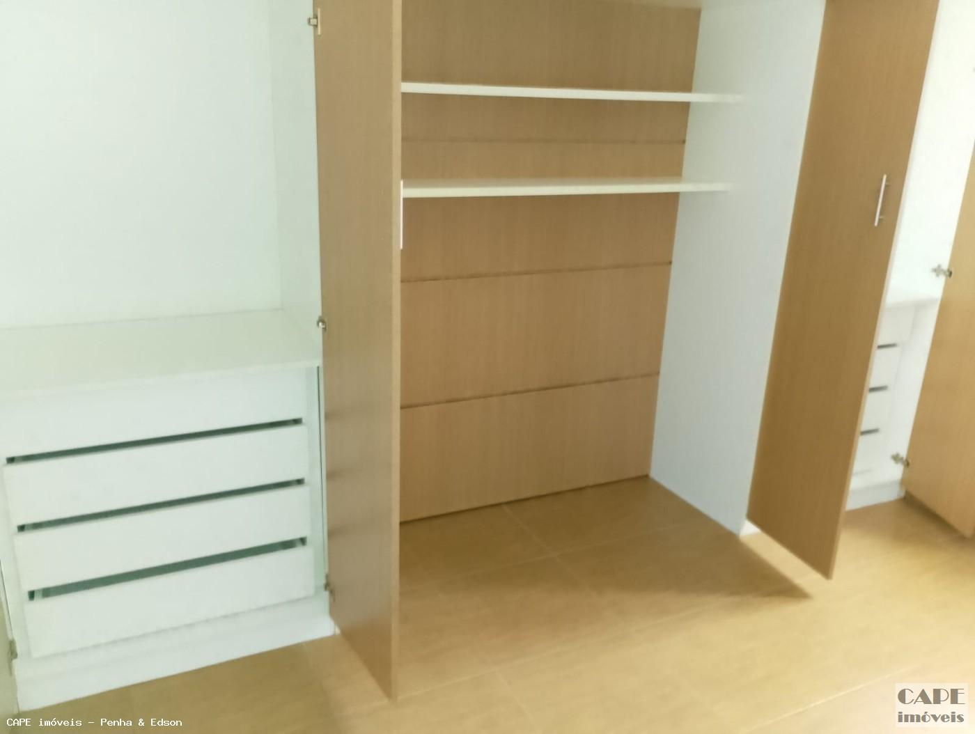 Casa para alugar com 2 quartos, 45m² - Foto 33