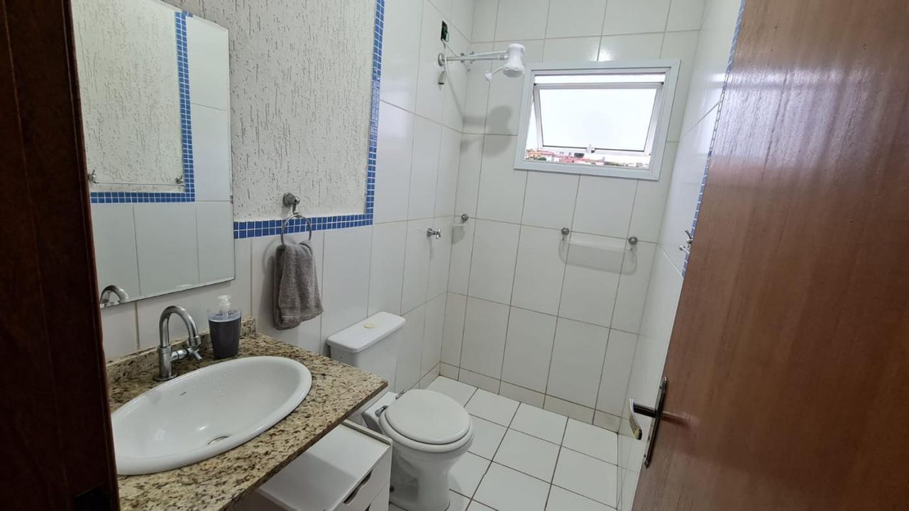 Apartamento à venda com 2 quartos, 64m² - Foto 11