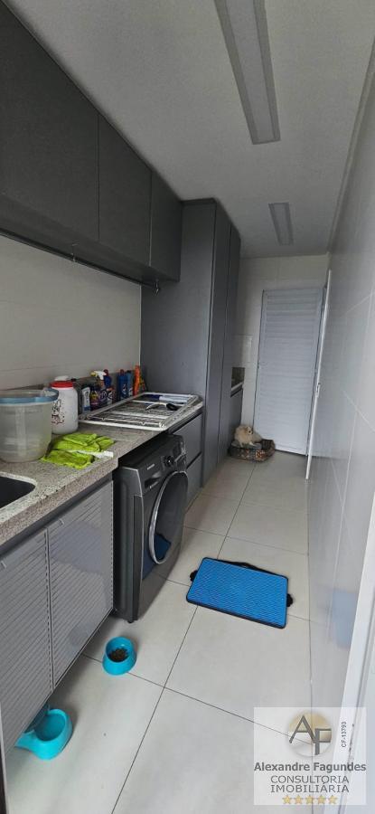 Apartamento à venda com 3 quartos, 139m² - Foto 9