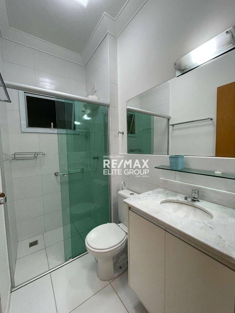 Apartamento para alugar com 2 quartos, 78m² - Foto 13