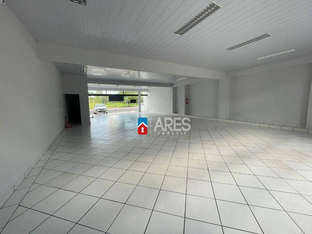 Loja-Salão, 200 m² - Foto 1