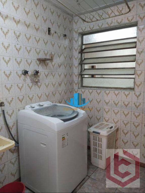 Apartamento à venda com 3 quartos, 130m² - Foto 11