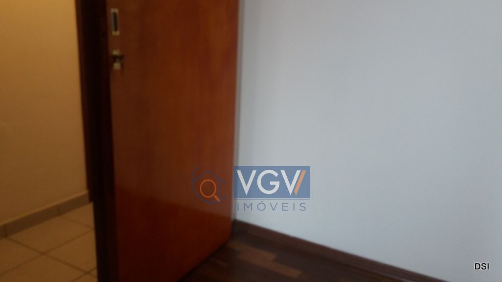 Apartamento à venda com 3 quartos, 97m² - Foto 14