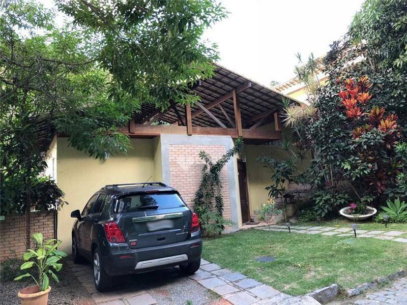 Casa de Condomínio à venda com 3 quartos, 288m² - Foto 17