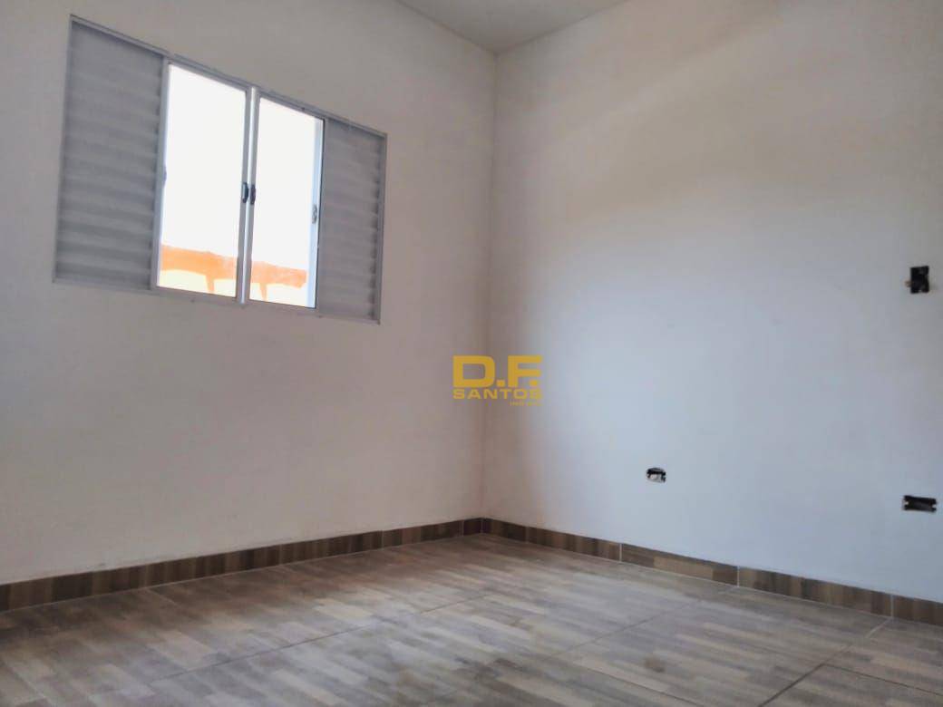 Casa à venda com 2 quartos, 59m² - Foto 18