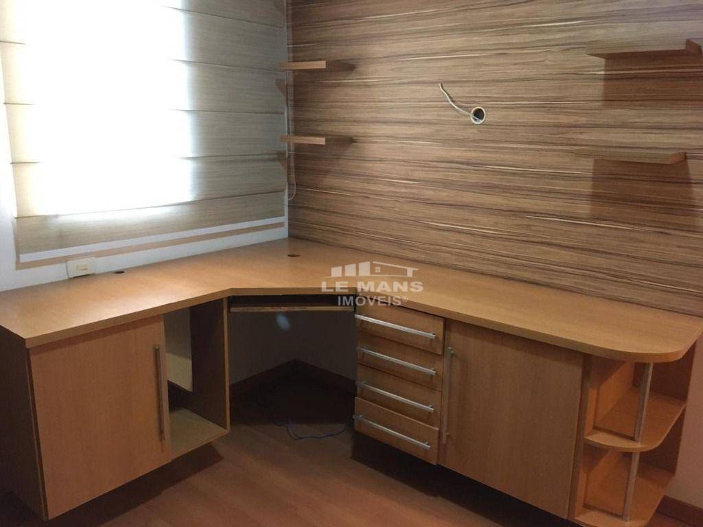 Apartamento à venda com 3 quartos, 97m² - Foto 7