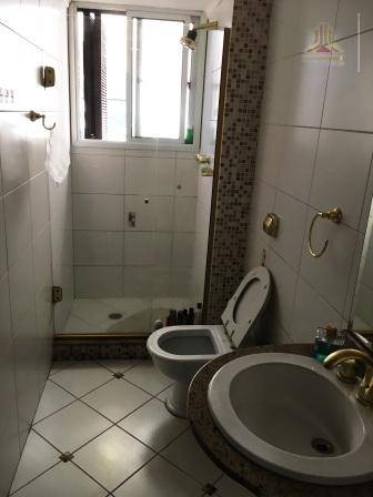 Apartamento à venda com 3 quartos, 153m² - Foto 22