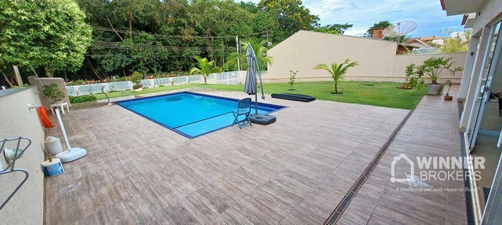 Casa de Condomínio à venda com 4 quartos, 231m² - Foto 17