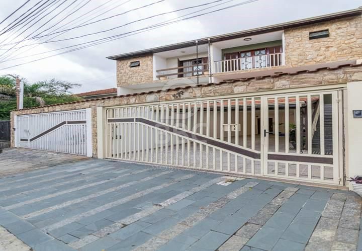 Sobrado à venda com 3 quartos, 320m² - Foto 2