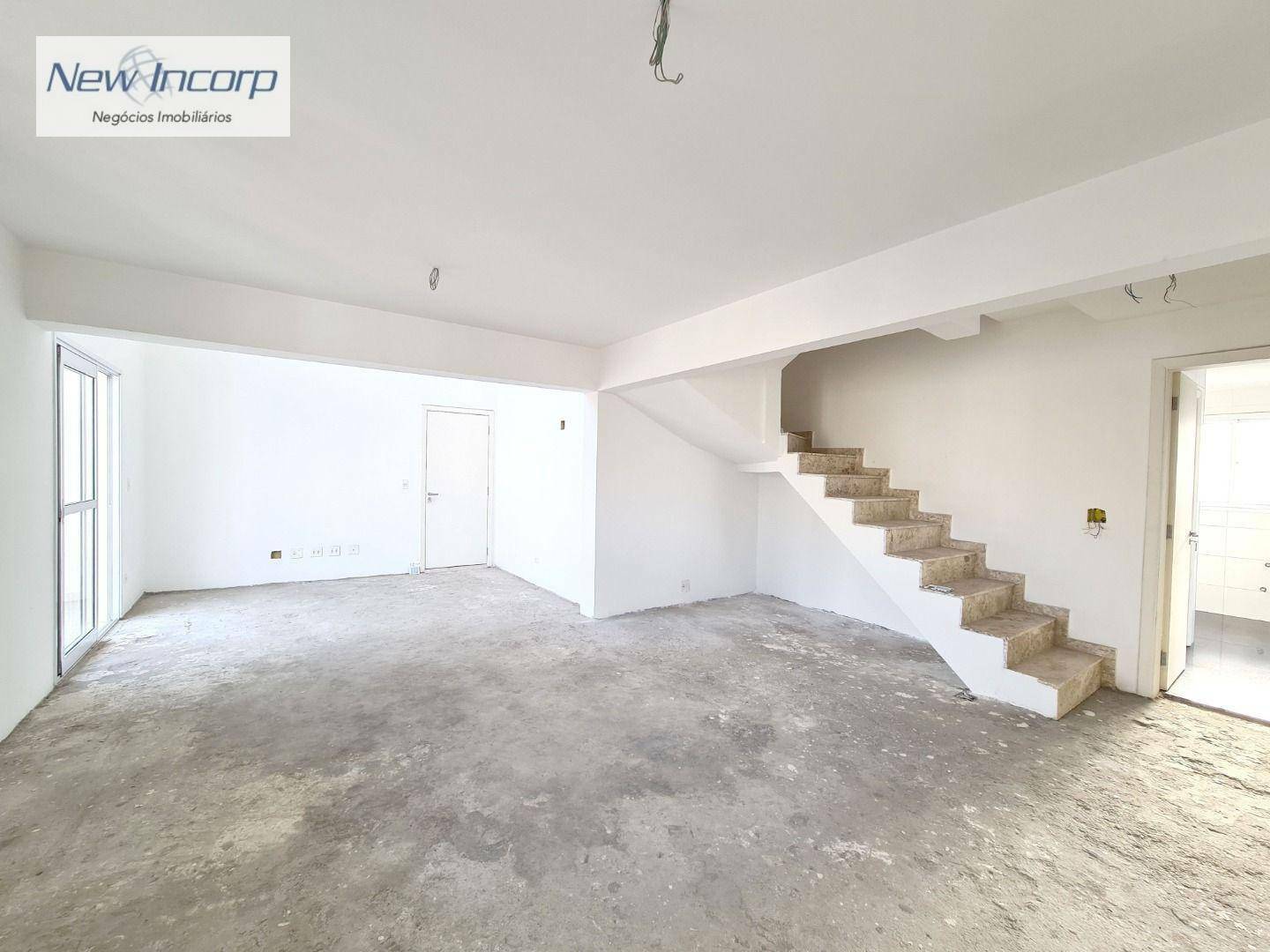 Cobertura à venda com 4 quartos, 234m² - Foto 1