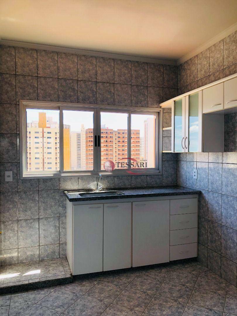 Apartamento à venda com 2 quartos, 75m² - Foto 1