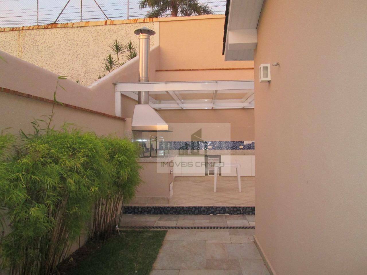 Casa à venda com 4 quartos, 400m² - Foto 3